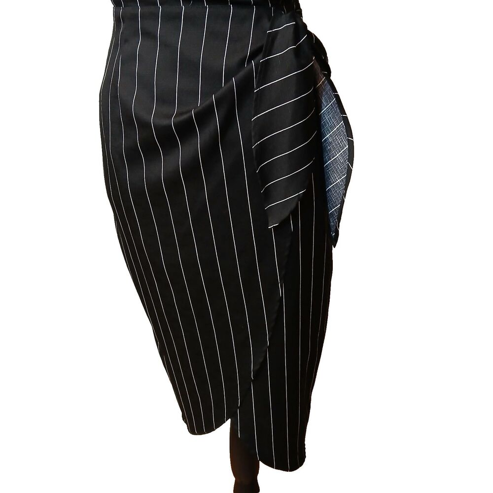 Lush Black White Pinstripe Open Back Criss Cross Shoulder Cutout Party Dress Med - Picture 3 of 13